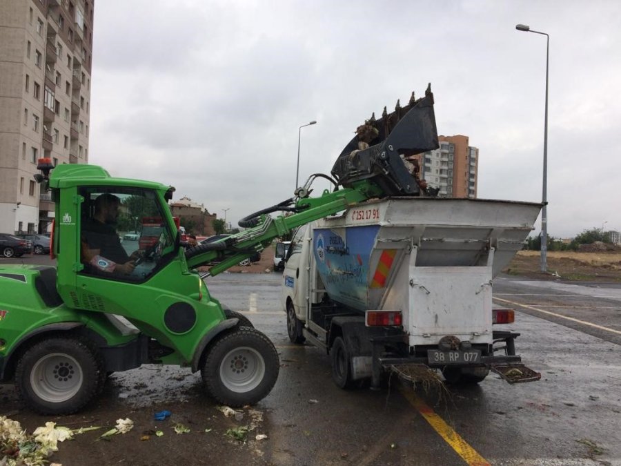 Daha Temiz Ve Sağlıklı Bir Çevre İçin Melikgazi’de Çalışmalar Aralıksız Devam Ediyor