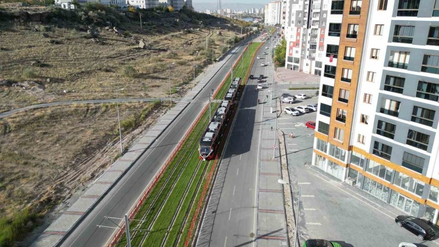 Kayserililer Yeni Tramvay Hattından Memnun