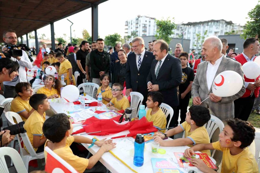 Gültak: "kızılay’ımız Dünyanın Dört Bir Yanında Yardıma Koşuyor"