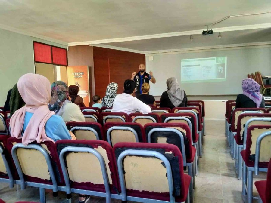 Mersin’de Bağımlılıkla Mücadelede Eğitim Çalışmaları Sürüyor