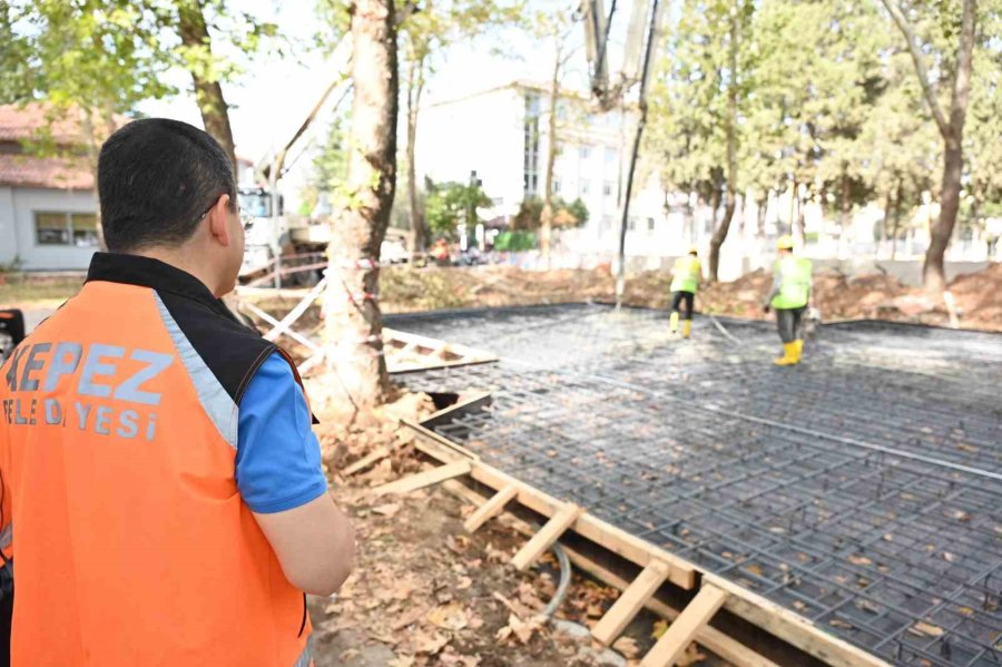 Varsak Kent Meydanı Projesinin Temeli Atıldı