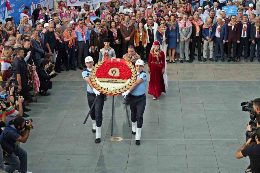 Antalya’da 2. Uluslararası Yörük Türkmen Festivali ‘yörük Göçü’ İle Başladı