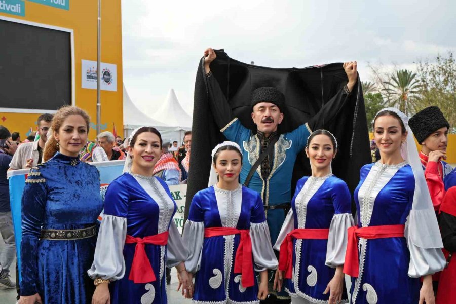 Antalya’da 2. Uluslararası Yörük Türkmen Festivali ‘yörük Göçü’ İle Başladı