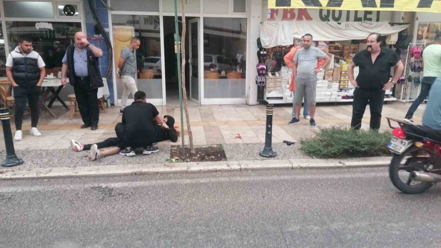 Belindeki Silah Yürürken Ateş Alınca Yere Yığıldı, O Anlar Kamerada