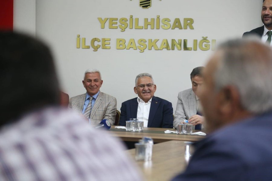 Başkan Büyükkılıç, Yeşilhisar’da İstişare Toplantısına Katıldı