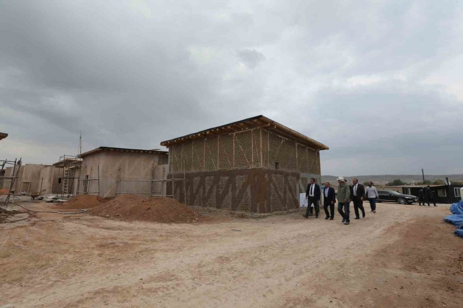 Başkan Büyükkılıç, Tarihten Bir Sahne Olacak 14 Ev Ve Asurlu Tüccarlar Mahallesi Projesini İnceledi