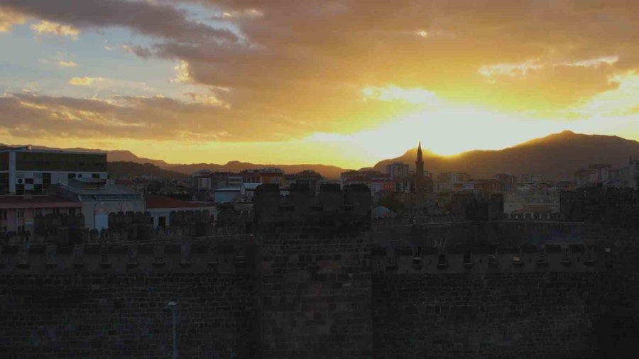 Kayseri’de Mest Eden Gün Batımı