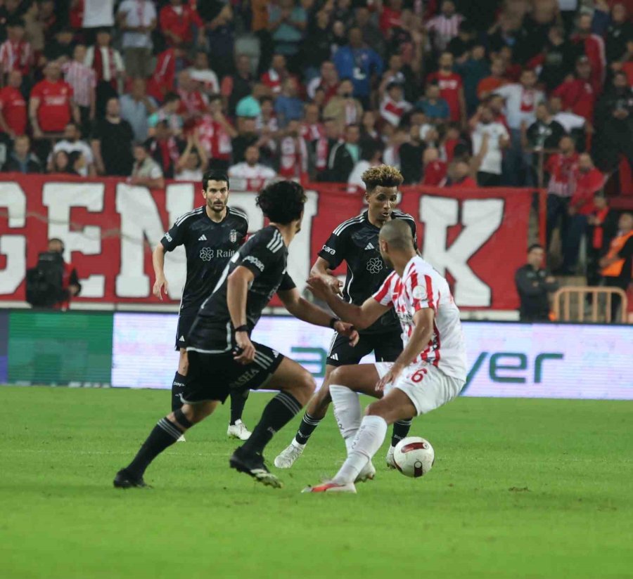 Trendyol Süper Lig: Antalyaspor: 3 - Beşiktaş: 2 (maç Sonucu)