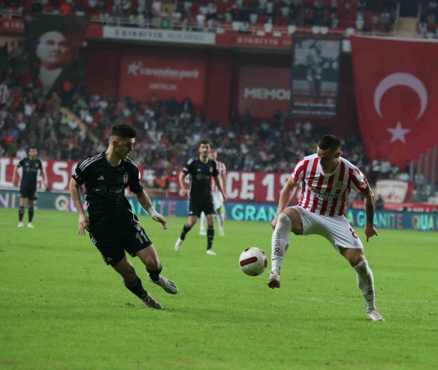 Trendyol Süper Lig: Antalyaspor: 3 - Beşiktaş: 2 (maç Sonucu)