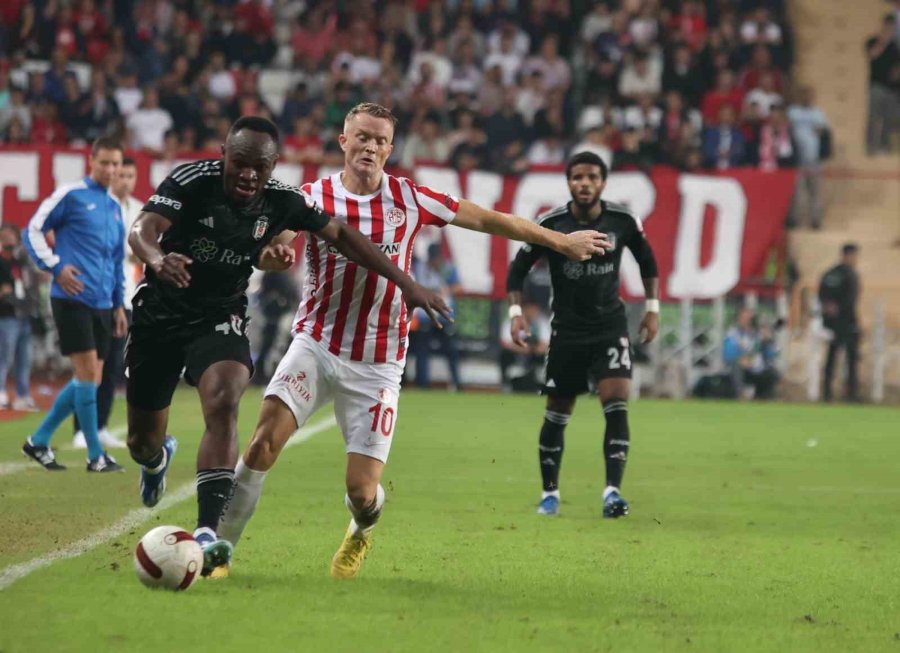 Trendyol Süper Lig: Antalyaspor: 3 - Beşiktaş: 2 (maç Sonucu)