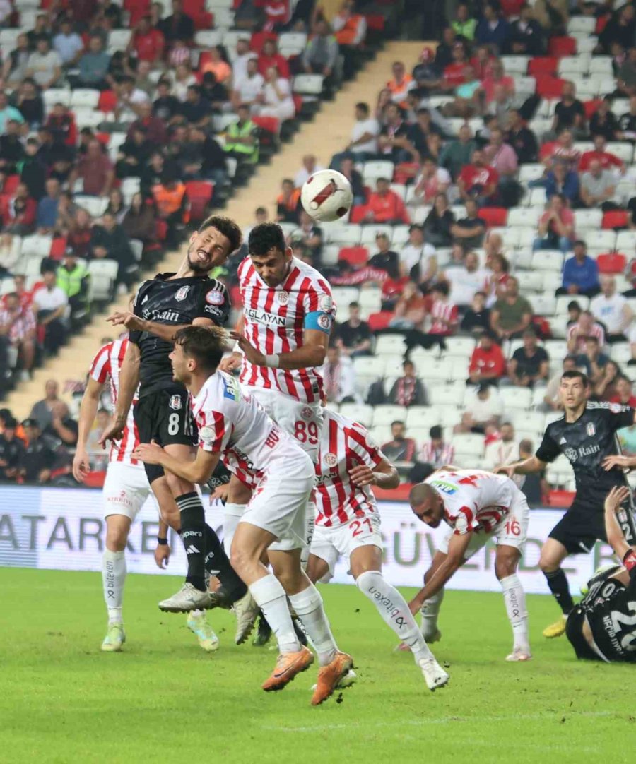 Trendyol Süper Lig: Antalyaspor: 3 - Beşiktaş: 2 (maç Sonucu)