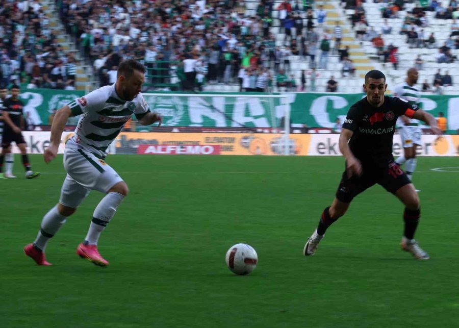 Trendyol Süper Lig: Konyaspor: 0 - Fatih Karagümrük: 0 (ilk Yarı)