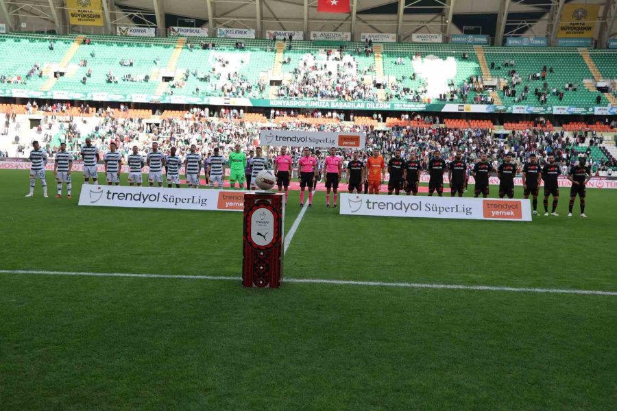 Trendyol Süper Lig: Konyaspor: 0 - Fatih Karagümrük: 0 (ilk Yarı)