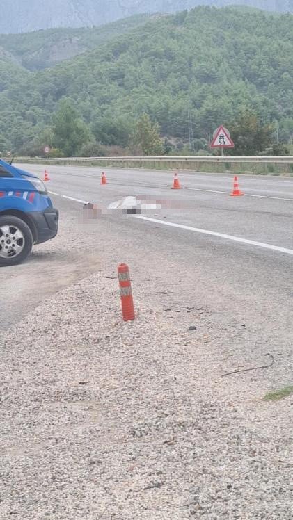 Trafik Kazasında Hayatını Kaybeden Antalya İşkur Müdürü İçin Gözyaşları Sel Oldu