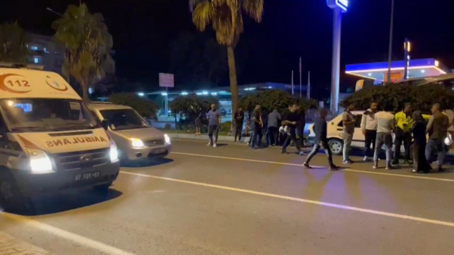 Antalya’da Trafik Kazası: 2 Yaralı