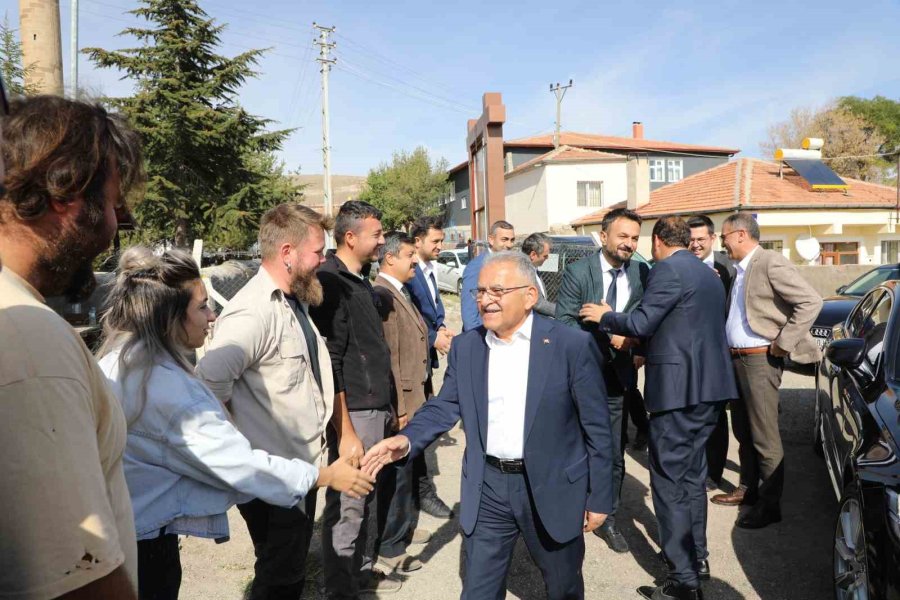 Başkan Büyükkılıç, İncesu’da Yeni Ortaya Çıkan Çıkan Mozaikleri İnceledi