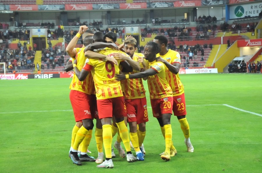 Trendyol Süper Lig: Kayserispor: 0 - Corendon Alanyaspor: 0 (ilk Yarı)