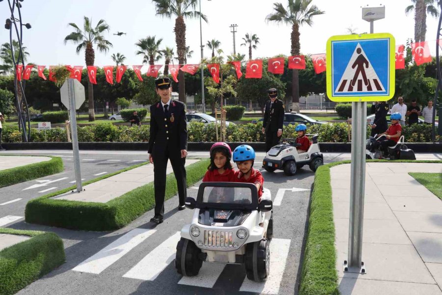 Jandarmadan Uygulamalı Trafik Eğitimi