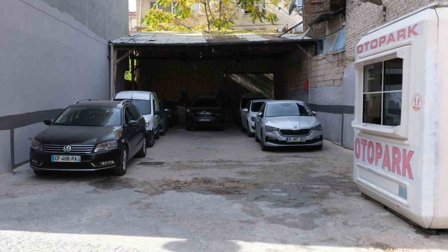 Eskişehir’deki Otopark Problemi Büyüyor