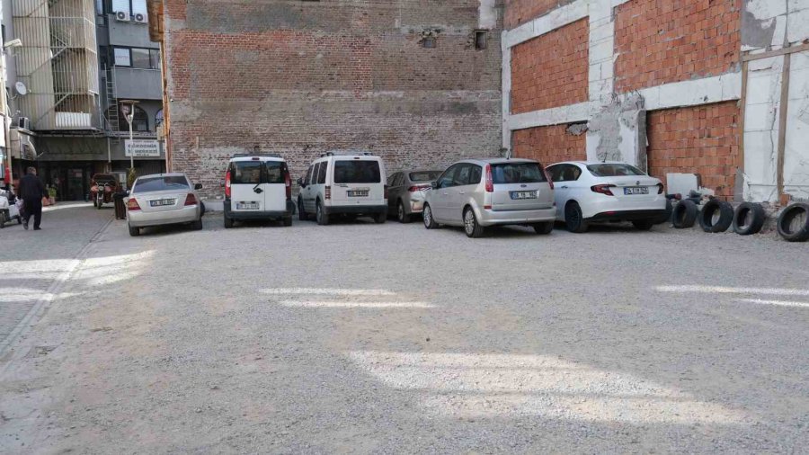 Eskişehir’deki Otopark Problemi Büyüyor