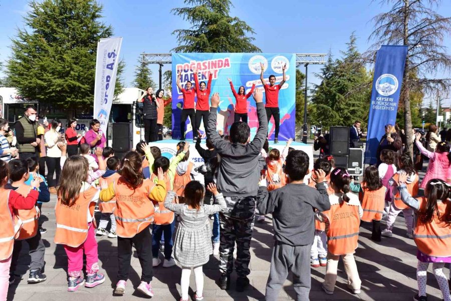 Büyükşehir Spor A.ş. Lösemili Miniklerin Yanında Oldu