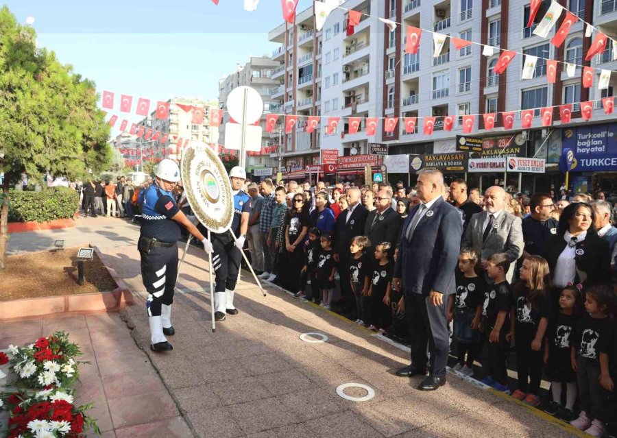 Toroslar, Atatürk’ü Özlem Ve Saygıyla Andı