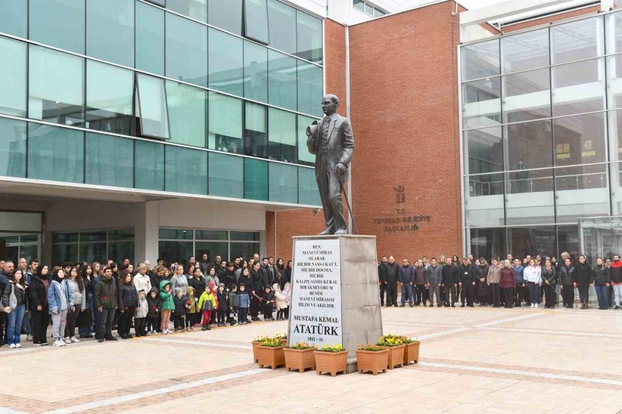 Tepebaşı’ndan Ata’ya Saygı Duruşu