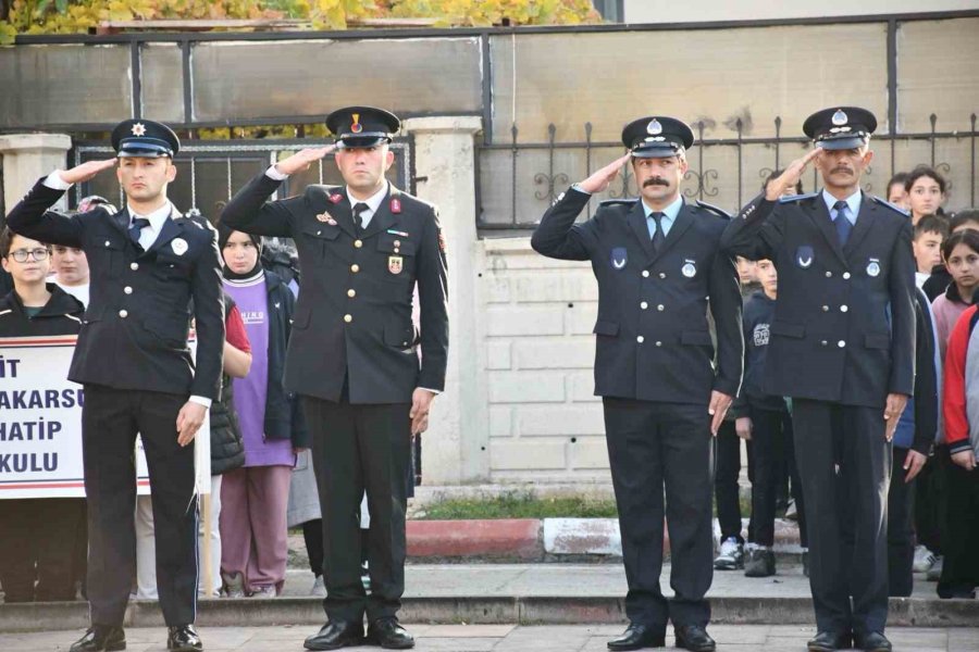 Atatürk, Tomarza’da Anıldı