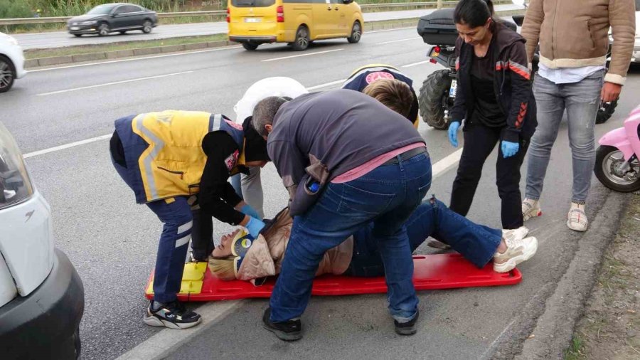 Aracın Aynasına Çarpan Motosiklet 20 Metre Sürüklendi: 1 Yaralı