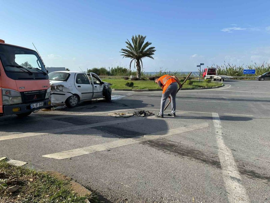 Alanya’da Trafik Kazası: 4 Yaralı