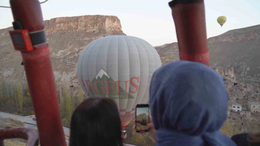 Bu Mahalle Nüfusunun 430 Katı Turist Ağırladı