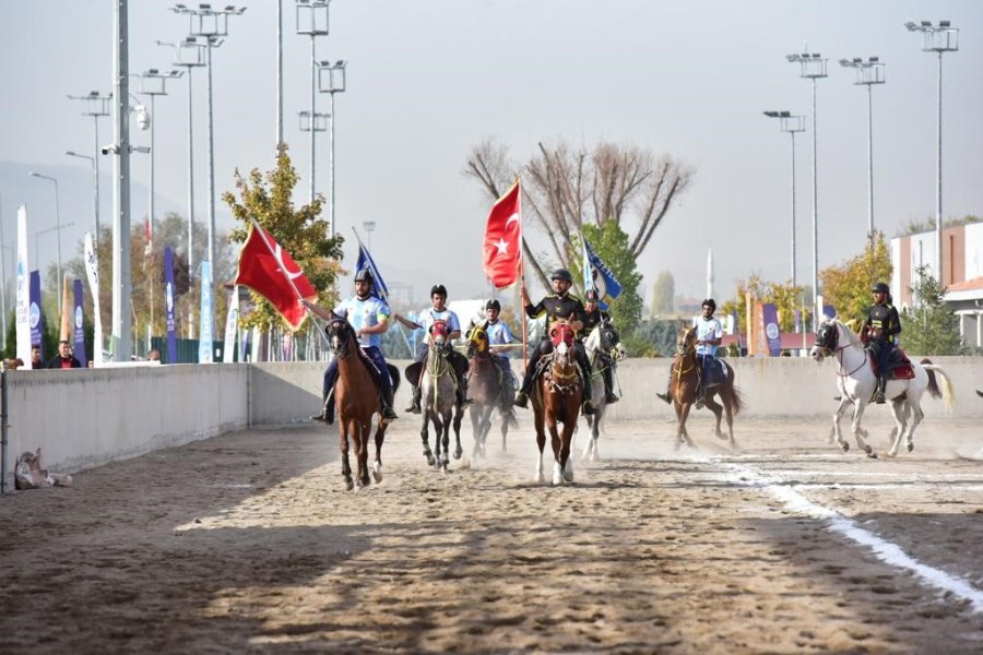 Spor A.ş., Atlı Cirit Müsabakalarına Ev Sahipliği Yaptı