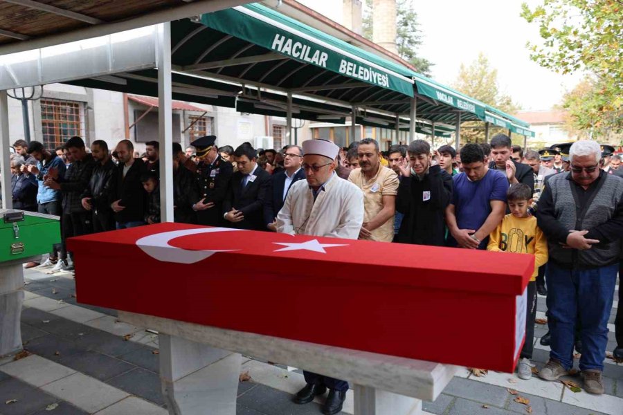 Kıbrıs Gazisi Son Yolculuğuna Uğurlandı