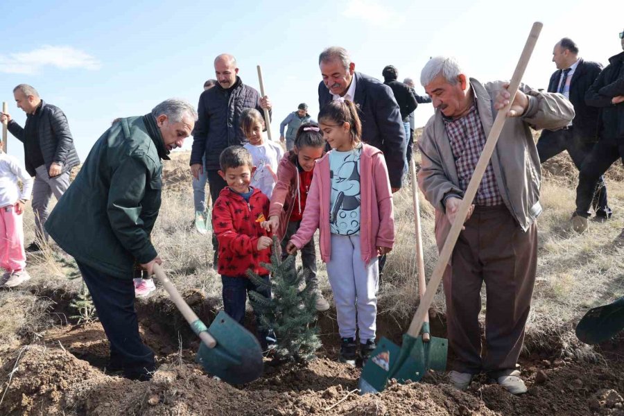 Talas’ta Topyekun Ağaçlandırma Günü Etkinliği