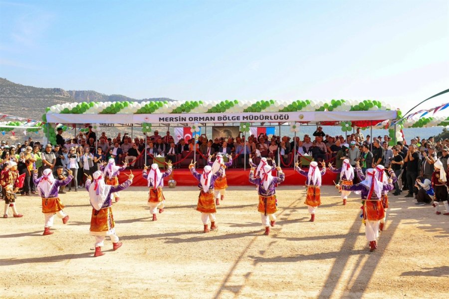 Mersin’de ’milli Ağaçlandırma Günü’nde Fidanlar Toprakla Buluştu