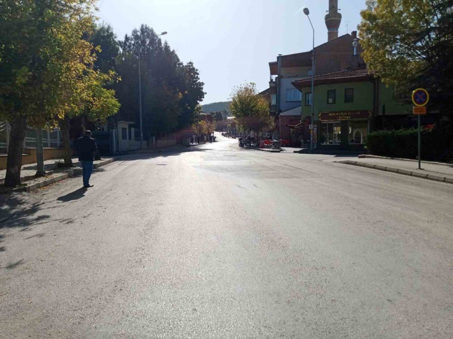 Odunpazarı Esnafı Trafiğe Kapatılan Caddeyle İlgili Çağrısını Yineledi