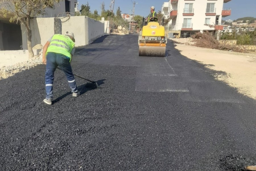 Toroslarda Yollar Yenileniyor