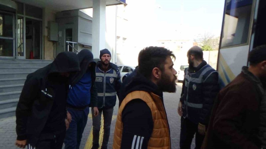 Kayseri’de Aranan Şahıslara 73 Personelle Eş Zamanlı Operasyon