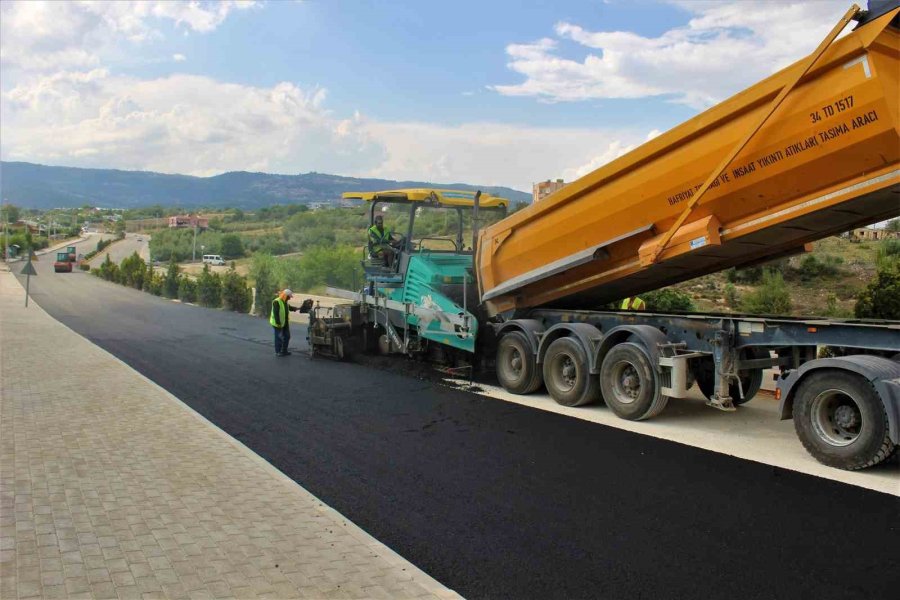 Yenişehir’de Yollar Yenileniyor