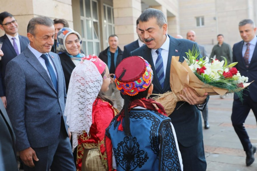 Bakan Tekin’den Kayseri Valiliği’ne Ziyaret