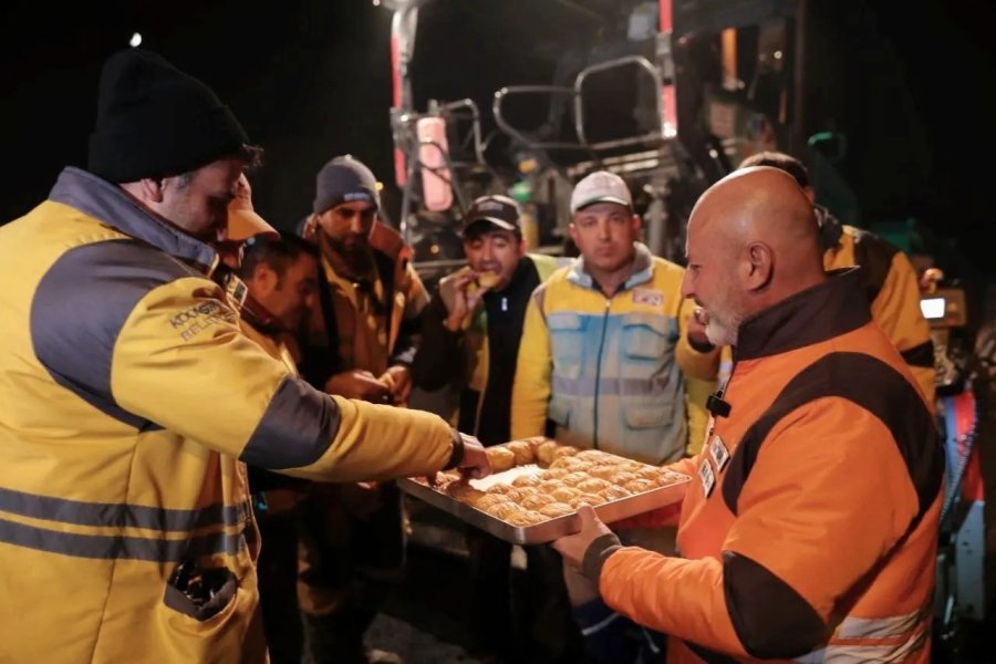 Başkan Çolakbayrakdar: "kayseri İçin Gece, Gündüz Azimle Çalışıyoruz"