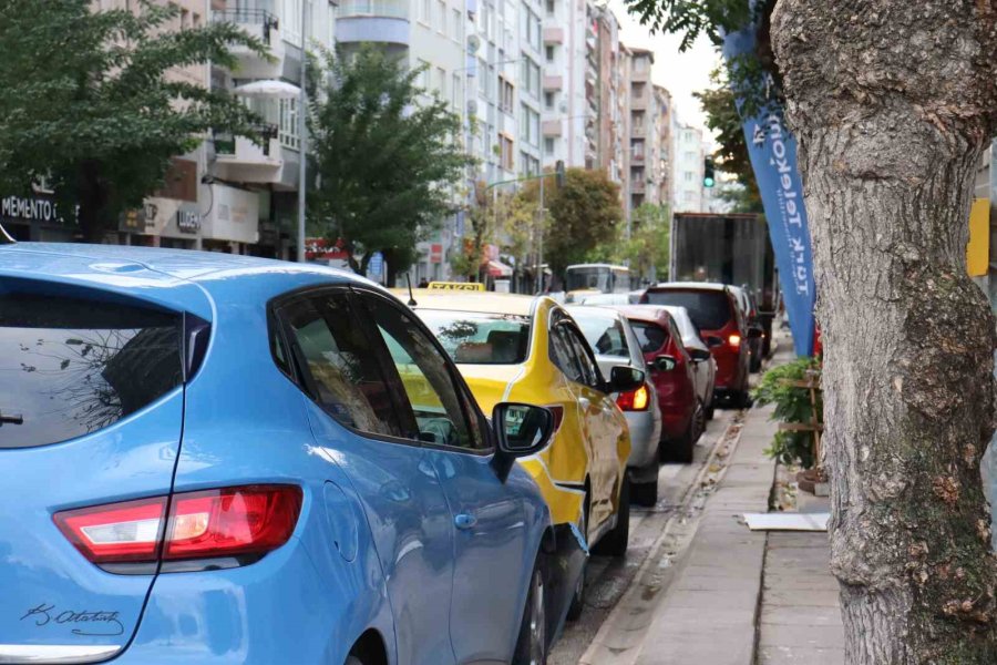 Eskişehir’de Zincirleme Trafik Kazası Oldu