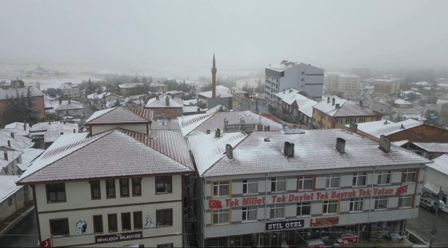 Mihalıççık’taki Kar Manzarası Havadan Görüntülendi