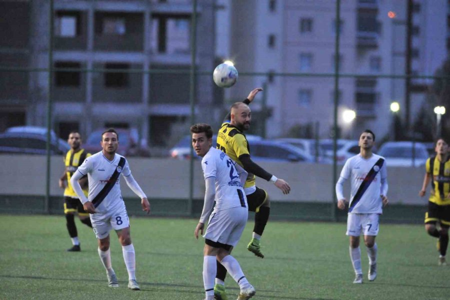 Kayseri Süper Amatör Küme: Kayseri Esen Metal Sk: 0- Kayserigücü Fk: 0