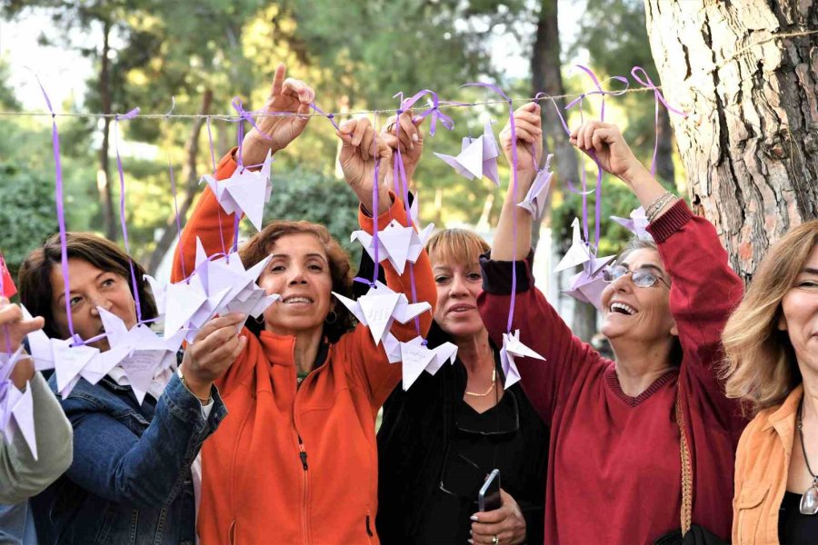 Kadına Şiddete ’kâğıttan Bin Turna Kuşu’ Efsanesi İle Dur Diyecekler