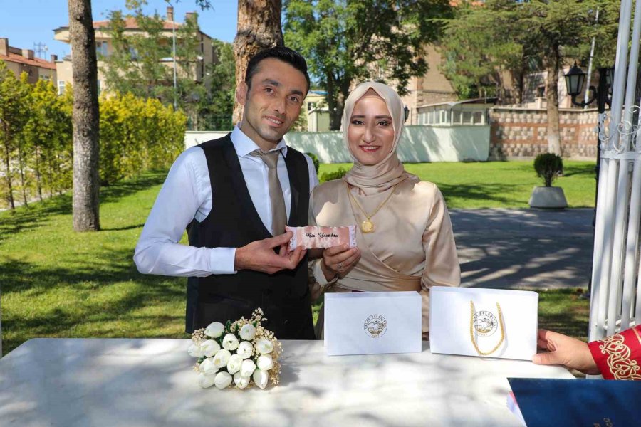 Talas’ta Nikah, Rekora Gidiyor