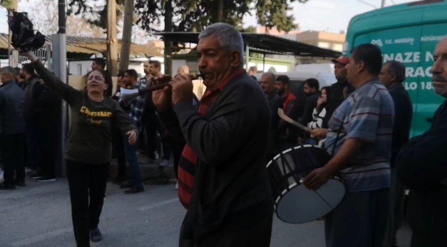 Musalla Gücü Spor Kulübü Başkanının Cenaze Töreninde Davul Zurna Ve Trampet Çalındı