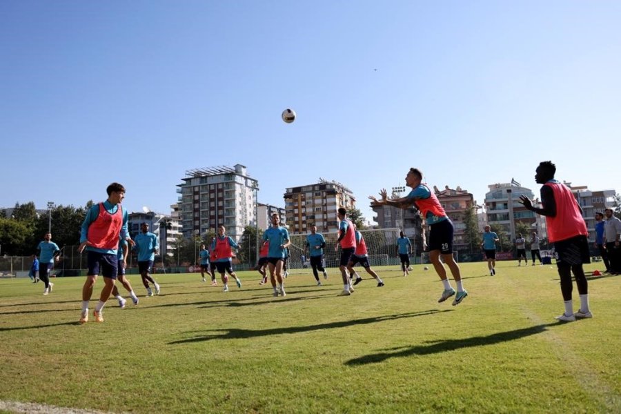 Alanyaspor, Galatasaray Maçının Hazırlıklarını Tamamladı