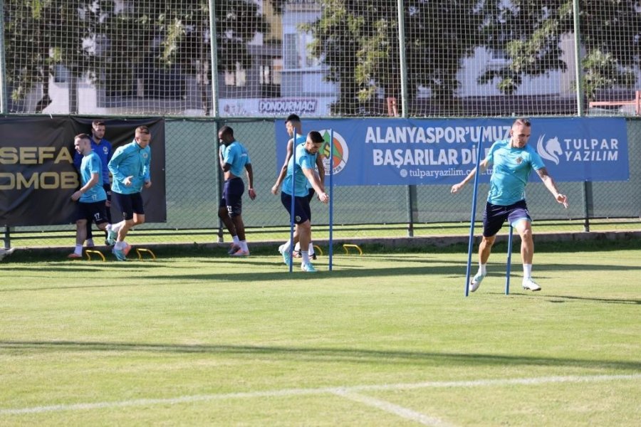 Alanyaspor, Galatasaray Maçının Hazırlıklarını Tamamladı