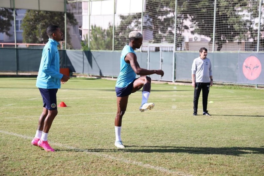 Alanyaspor, Galatasaray Maçının Hazırlıklarını Tamamladı